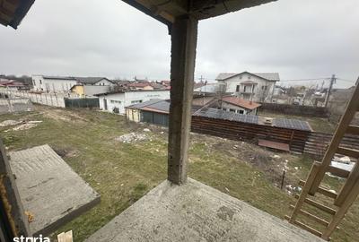 Casă cu 5 camere cu Teren 242 Mp în Ștefăneștii de Jos - 2