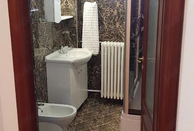 Apartament cu 2 camere decomandat în Ultracentral