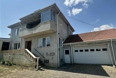 Casă individuală cu 5 camere cu Canalizare în Central - 22