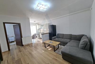 Apartament cu 3 camere decomandat, mobilat în Exterior Sud