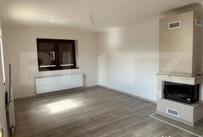 Casă cu 3 camere cu Teren 3200 Mp în Central - 8