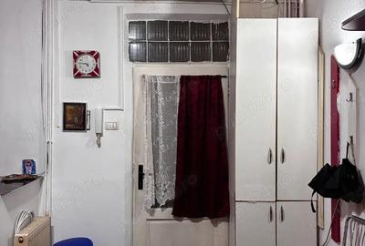 Garsonieră decomandată în Central - 9
