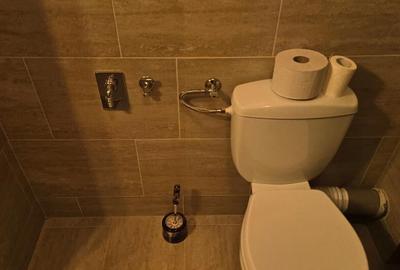 Vand apartament cu 2 camere decomandat in Deva, str. Pietroasa, et. 5 - 15