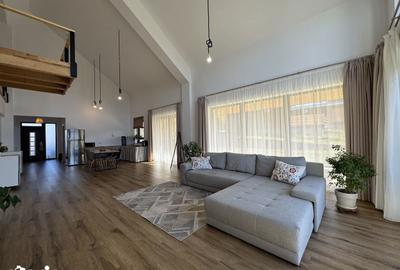 Casă cu 4 camere cu Teren 2481 Mp în Bran - 9