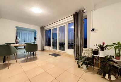 Apartament 3 camere de vanzare in Baciu - 1