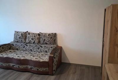 Inchiriez garsoniera Micro 14 - 1