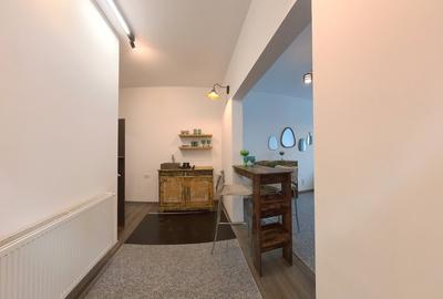Apartament cu 3 camere decomandat în Centrul Istoric - 3