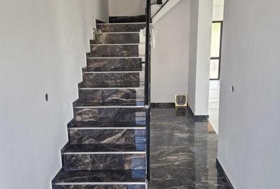 Casă cu 4 camere în Valea Călugărească - 7