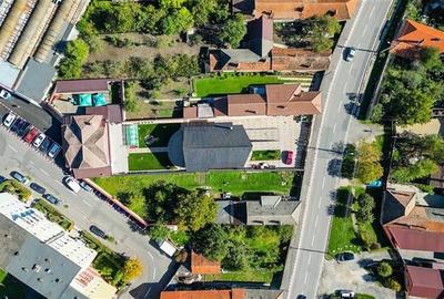 Resedinta distincta, mobilata cu rafinament, pe 1.000 mp teren, Central, Sacele, Resedinta distincta, mobilata cu rafinament, pe 1.000 mp teren, Central, Sacele, - 55