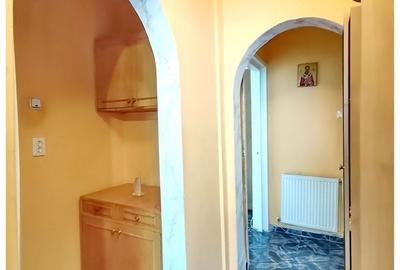 Apartament 3 camere de vanzare, zona Racadau - 12