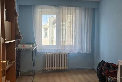 Apartament cu 4 camere în Progresul - 3