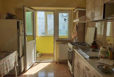 Vanzare Apartament cu 3 camere cf.1 decomandat, str, Scolilor, zona Obor. - 18