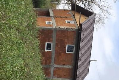 Casă cu 4 camere în Central - 5