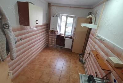 Apartament cu 2 camere semidecomandat în Central - 3