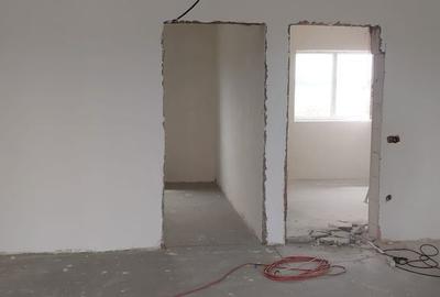 Casă cu 4 camere cu Teren 450 Mp în Malu Mare - 6