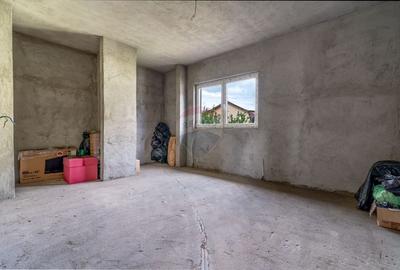 Casă individuală cu 10 camere cu Teren 629 Mp în Dâmbul Rotund - 25