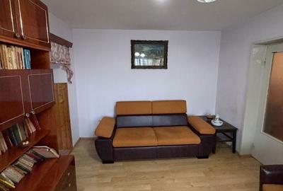 Apartament cu 2 camere semidecomandat în Decebal - 1