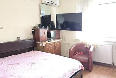 Nicolae Grigorescu, aleea Suraia, bloc 1984 - 4