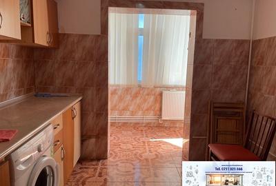 2 decomandate, etaj 4, zona Liceul Auto - 3