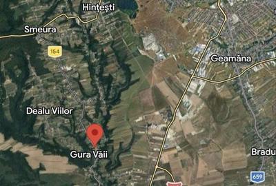 Teren de 1300 mp, în Gura Văii