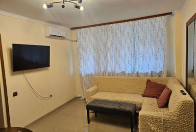 Apartament cu 3 camere semidecomandat în Central - 2