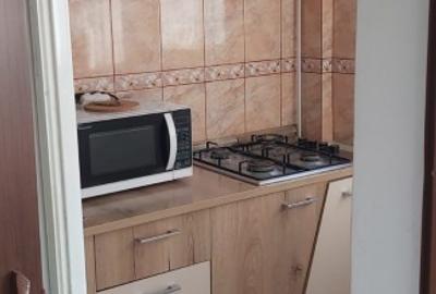 Garsonieră semidecomandată în Titan