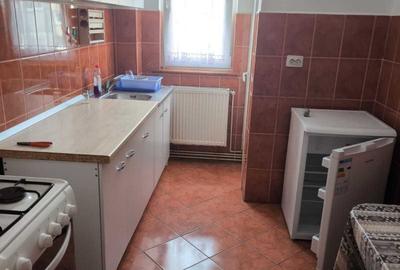 Apartament cu 2 camere semidecomandat în Central - 1
