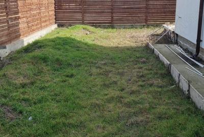 Casă cu 4 camere cu Teren 240 Mp în Berceni