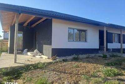 Casă cu 4 camere cu Teren 450 Mp în Bârnova - 5