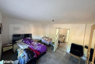 Casă cu 6 camere cu Teren 2451 Mp în Central - 11