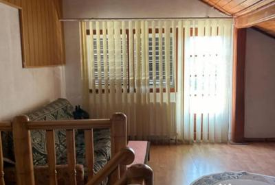 Casă cu 7 camere cu Teren 518 Mp în Mamaia