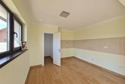 Distinctie rezedintiala pe 4 camere, 500 mp teren, Harman - 28