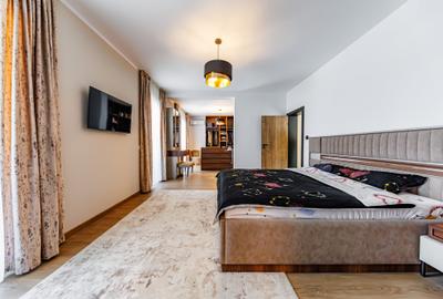 Casă individuală cu 7 camere cu Canalizare în Girocului - 42