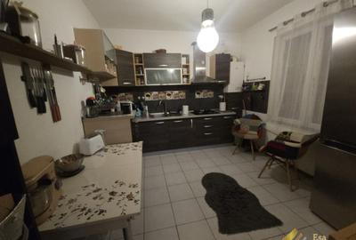 Casă cu 5 camere cu Teren 475 Mp în Sud - 10