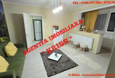 Apartament cu 2 camere semidecomandat în Craiovei - 3