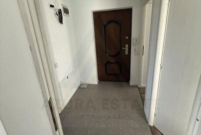 Apartament cu 2 camere decomandat în Central - 1