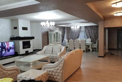 Casă cu 4 camere în Central - 8