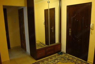 Va propunem spre inchiriere un apartament cu 2 camere, decomandat, situat in zona Brancoveanu - 1