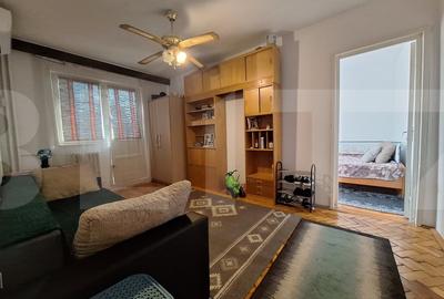 Apartamet de vanzare, cu 3 camere, 46 mp, zona Sagului-SHOPPING CITY