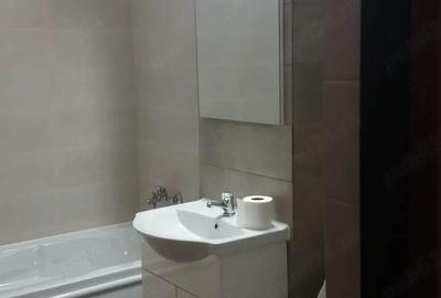 Garsonieră decomandată în Central - 2