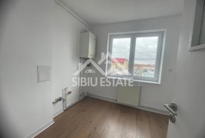 Apartament de vanzare, cu 2 camere, etaj 2, renovat recent Cartier Terezian - 2