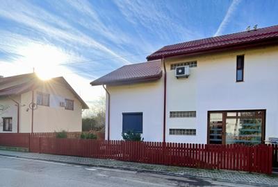 Duplex cu 4 camere cu Canalizare în Olteniței - 2