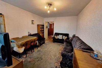 Apartament cu 3 camere decomandat în 9 Mai - 4