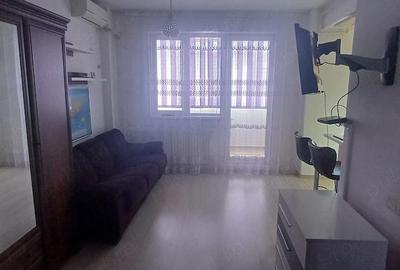 Garsonieră decomandată în 1 Decembrie - 1