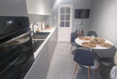 Apartament 3 camere decomandat in zona Anda  (Cod E5) - 1