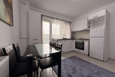 Apartament cu 2 camere decomandat, mobilat în Central
