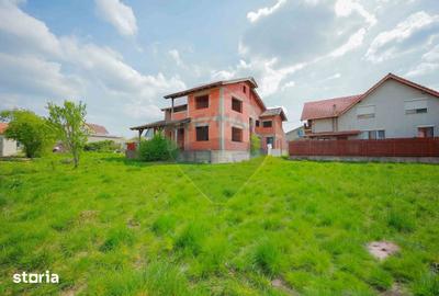 Casă cu 6 camere cu Teren 1013 Mp în Sânmartin - 5