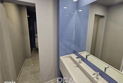 Spațiu comercial, de 248 mp, în Politehnica - 4