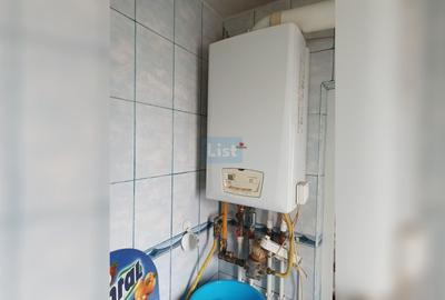 Apartament cu 4 camere decomandat în Micro 40 - 12