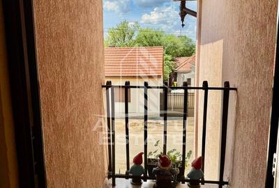 Casă individuală cu 7 camere cu Canalizare în Central - 18